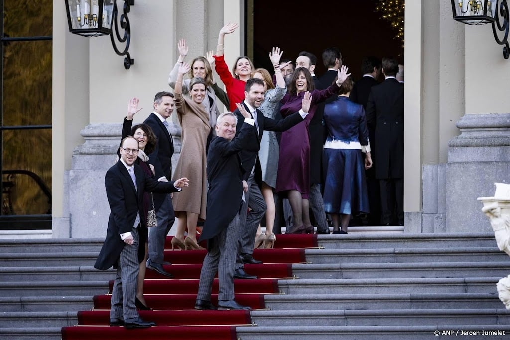 Alle ministers en staatssecretarissen van kabinet-Jetten beëdigd