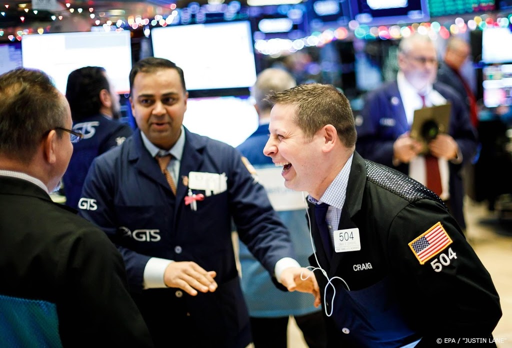 Wall Street kleurt toch weer rood ondanks Fed-hulp
