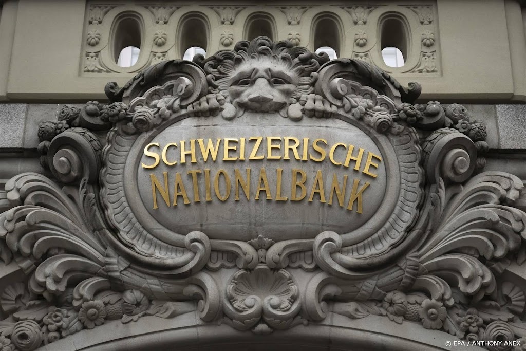 Zwitserse centrale bank verhoogt rente ondanks onrust in sector