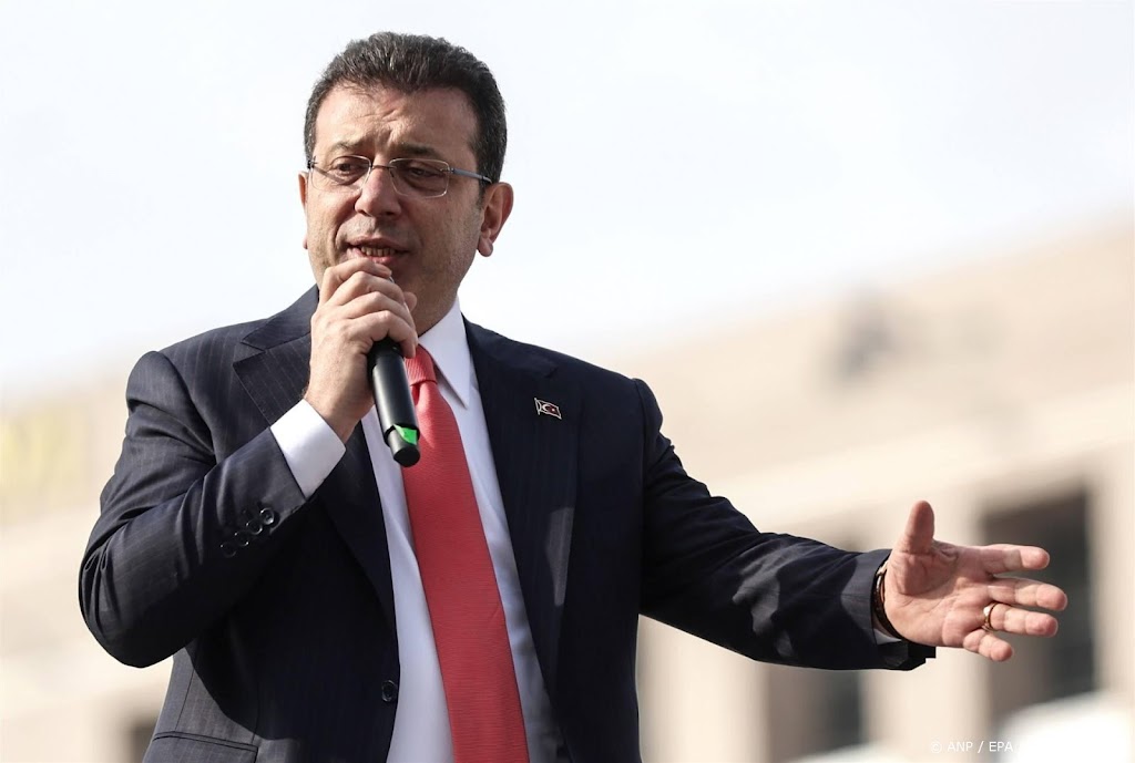 Aangehouden burgemeester Istanbul zegt niet te zullen buigen