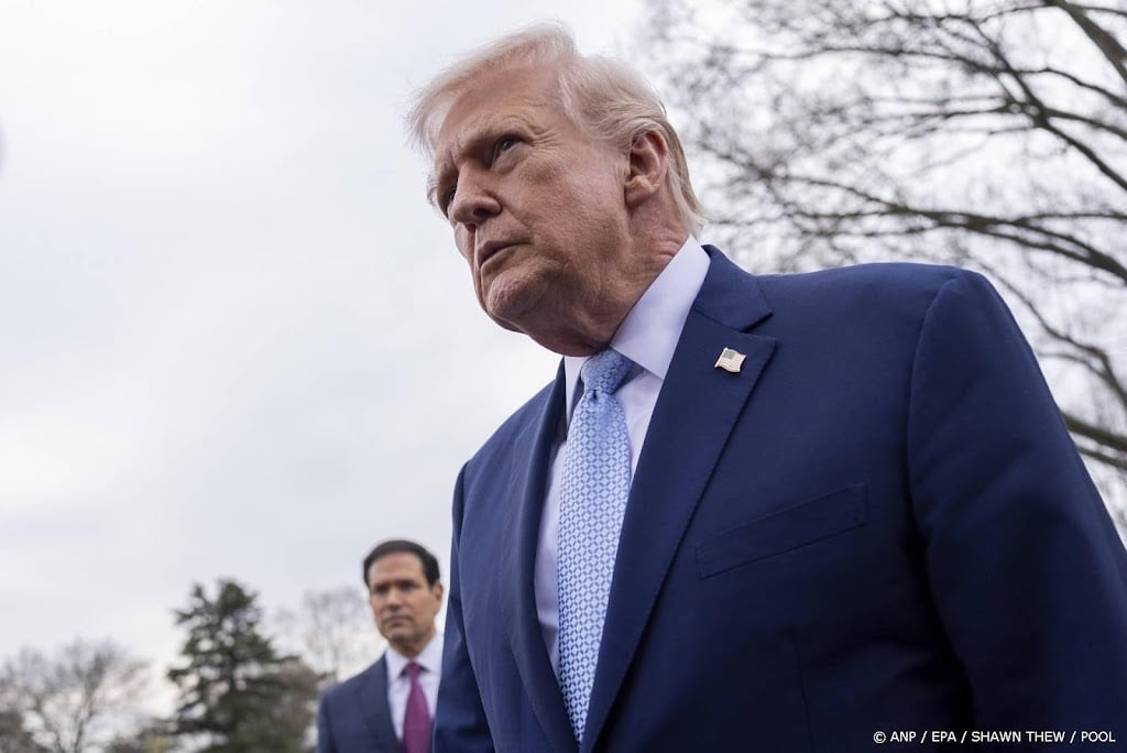 Olieprijzen zakken flink na opmerkingen Trump over Iran