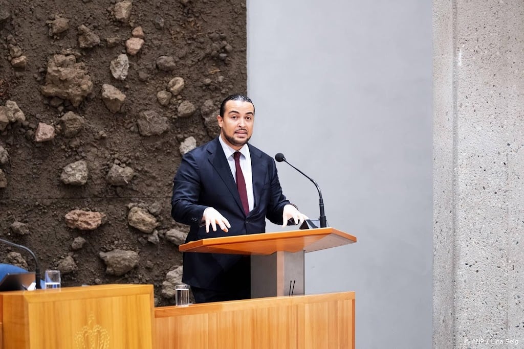 Oppositie: rechtspraak rijdt door migratiepact op een muur af