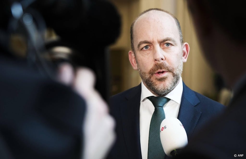 Minister: andere gemeenten nodig voor oplossing Hardenberg