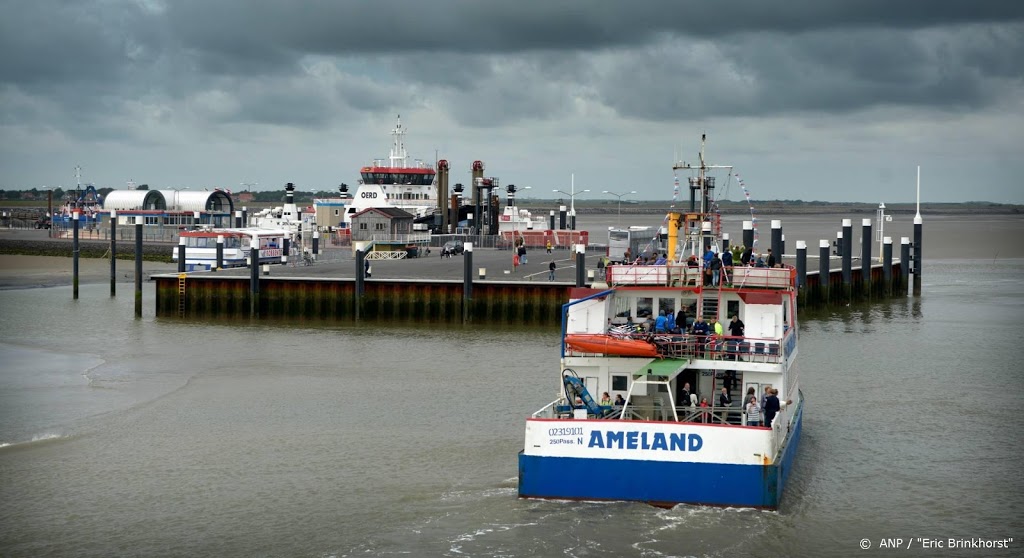 Kabinet schiet veerdiensten naar Waddeneilanden te hulp