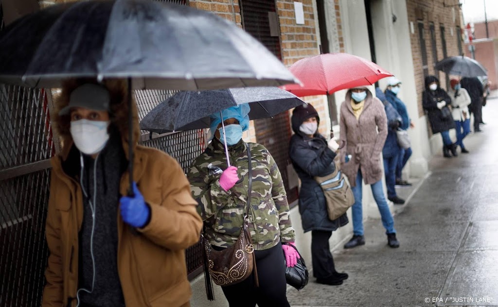 Nog steeds 1300 coronapatiënten per dag erbij in staat New York