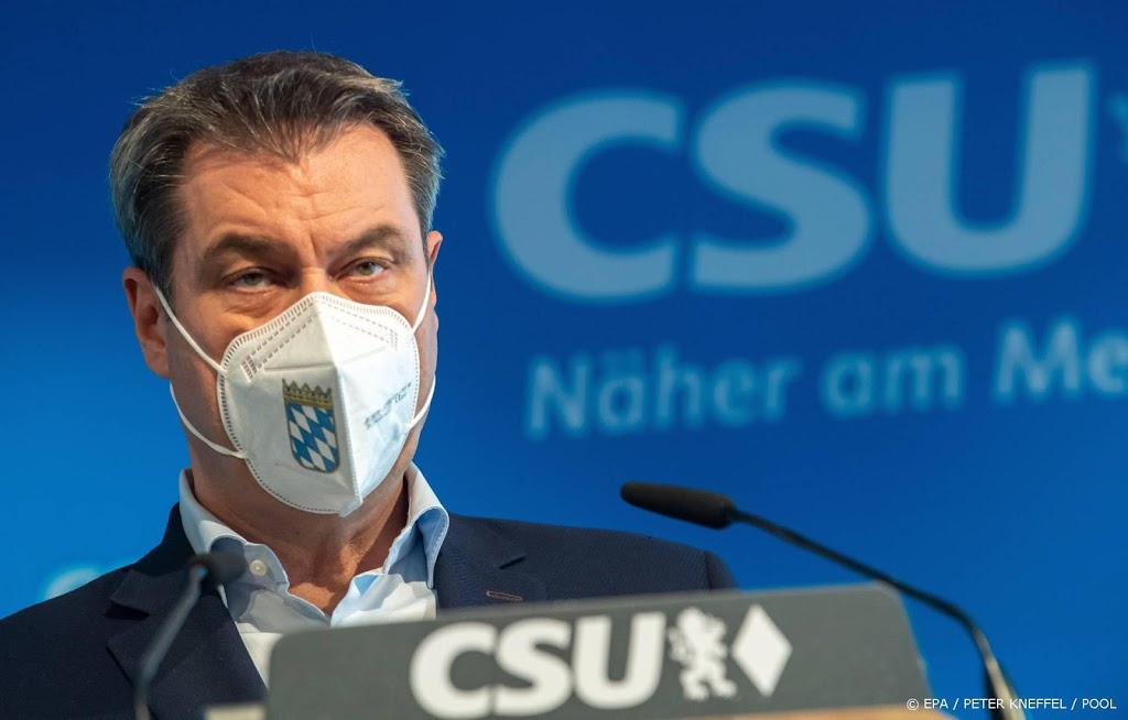 CSU ziet ledental snel stijgen na conflict over opvolging Merkel