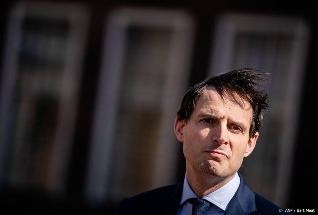 Hoekstra: ik pleitte in januari al voor openbaren notulen