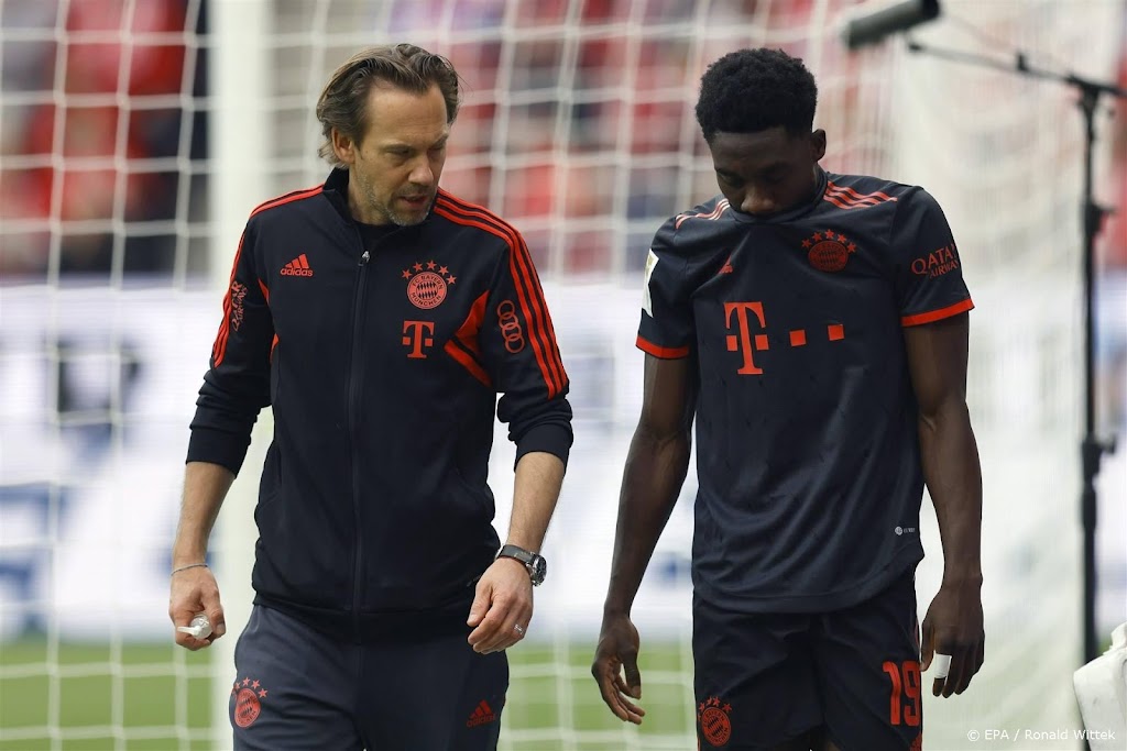 Bayern München is geblesseerde Davies voorlopig kwijt