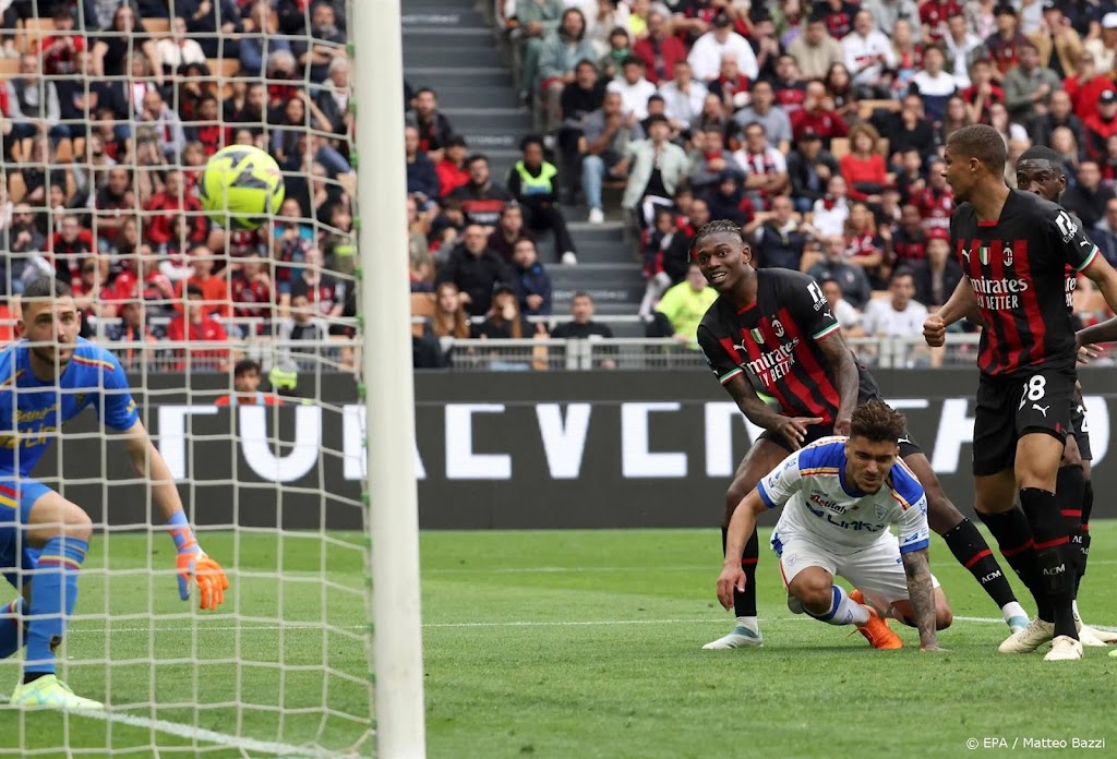 Milan houdt door zege op Lecce kans op vierde plaats in Serie A