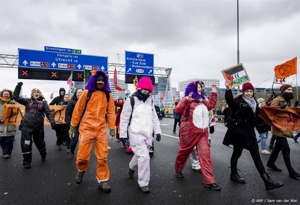 Extinction Rebellion wil op Koningsdag weer de A10 op