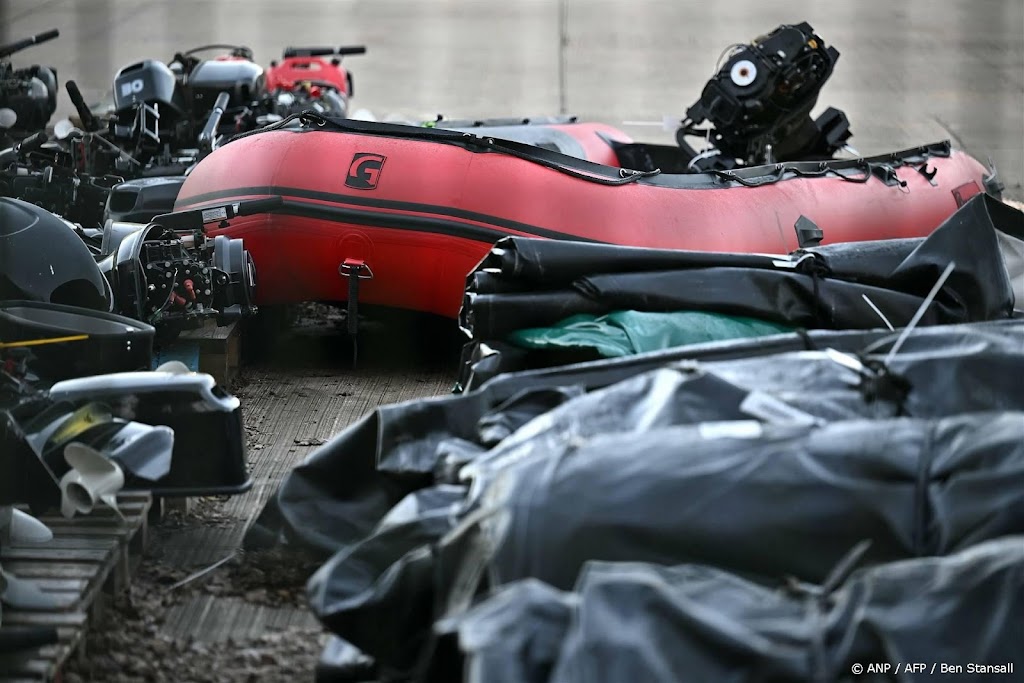 Doden bij pogingen migranten Engeland in bootjes te bereiken