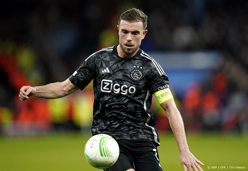 Henderson is terug op het trainingsveld bij Ajax