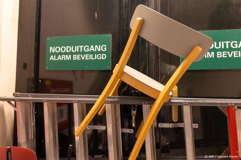 Bruins veroordeelt bezetting Maagdenhuis Amsterdam door betogers