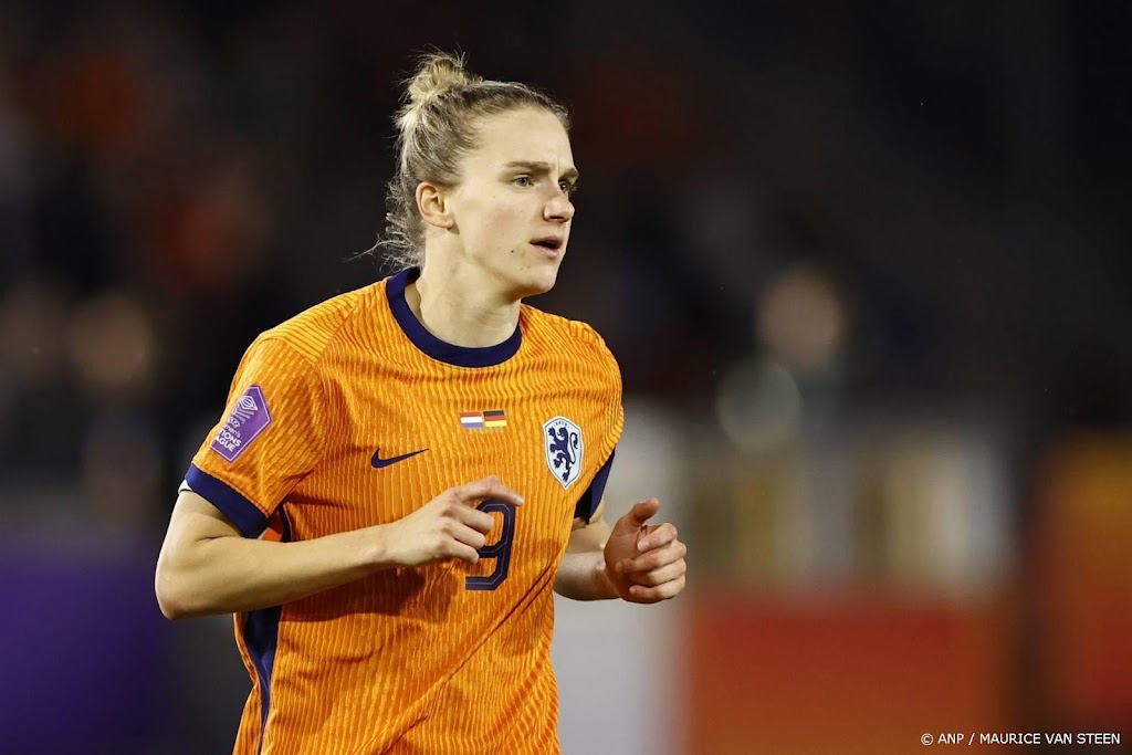 Aanvalster Miedema heeft geen zorgen om EK na blessure