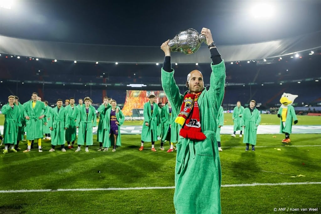 Coach Simonis heeft nog onwerkelijk gevoel na bekerwinst Eagles