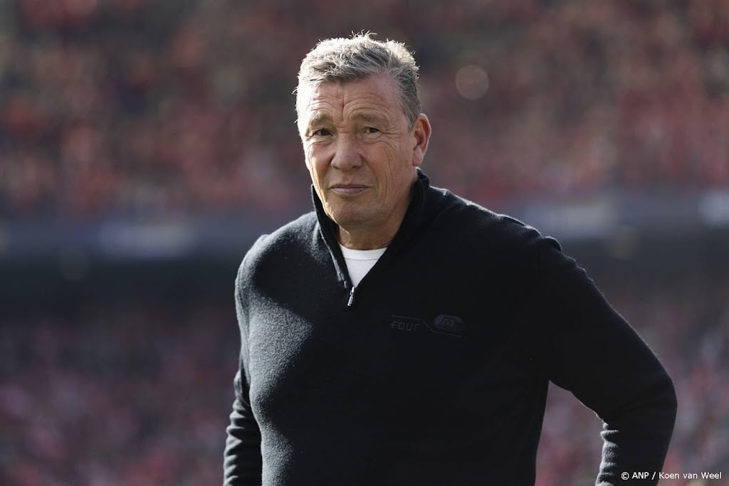 AZ na bekerwinst op zes posities gewijzigd tegen Go Ahead Eagles