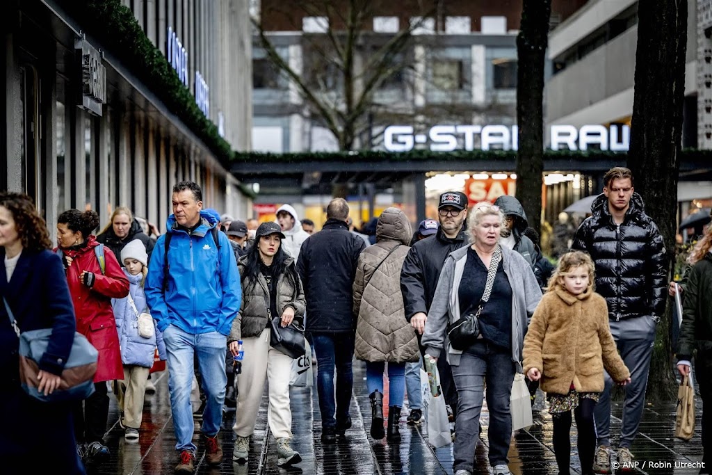 Consumentenvertrouwen fractie lager, na stijging afgelopen maanden