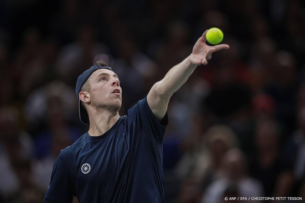 Griekspoor treft Djokovic in kwartfinales tennistoernooi Gèneve