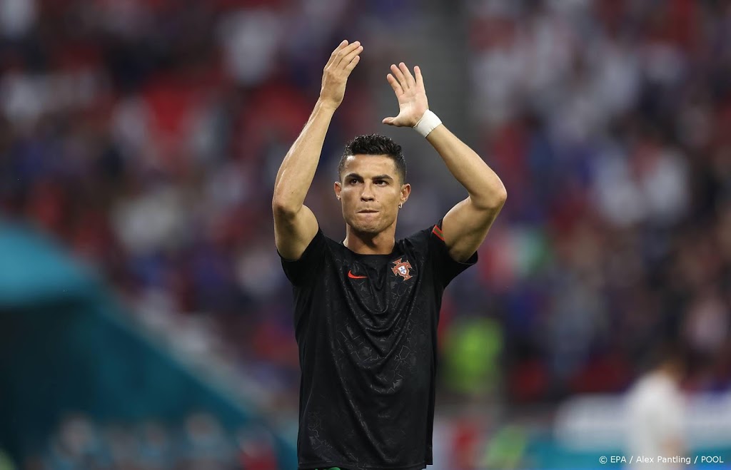 Ronaldo evenaart mondiaal record interlandgoals