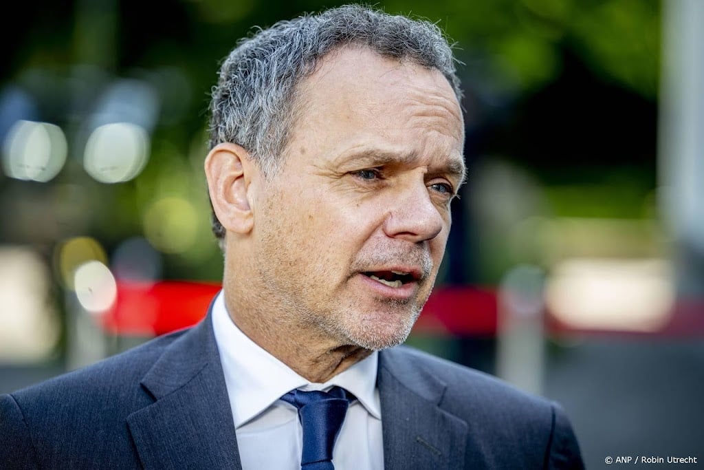 Minister Veldkamp wil nog niet over acties tegen Israël spreken
