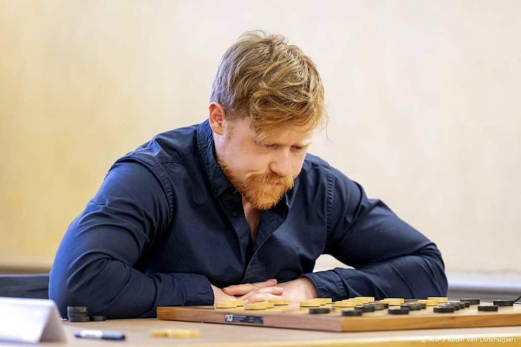 Groenendijk prolongeert wereldtitel dammen 