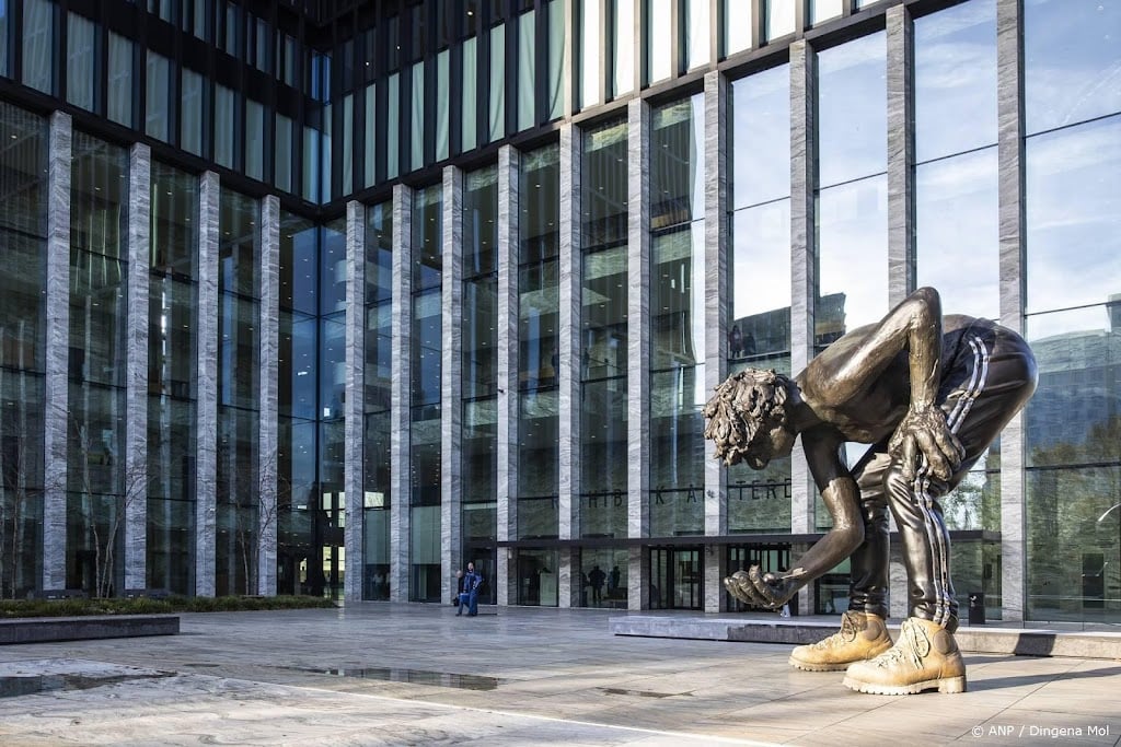 OM: man wilde asielzoekers bij opvang in Amsterdam vermoorden