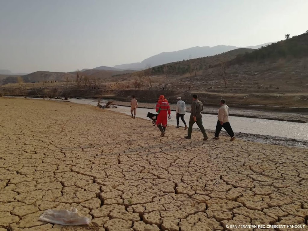 Zuiden van Iran opgeschrikt door aardbevingen en overstromingen