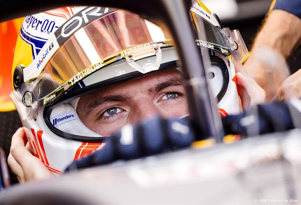 Verstappen boekt in Hongarije zevende Formule 1-zege op rij