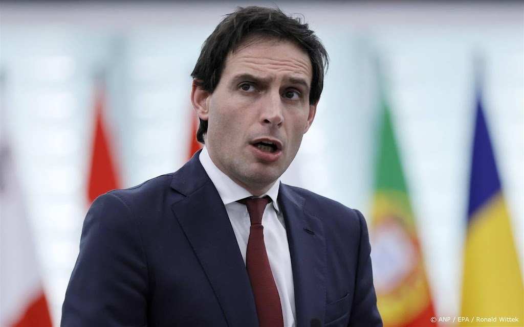 Hoekstra voorgedragen voor nieuwe termijn als Eurocommissaris