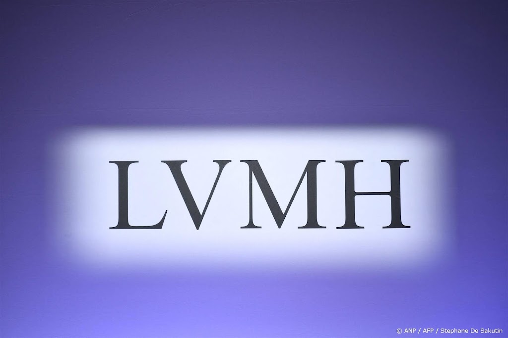 LVMH ziet winst dalen door terughoudende rijke consument