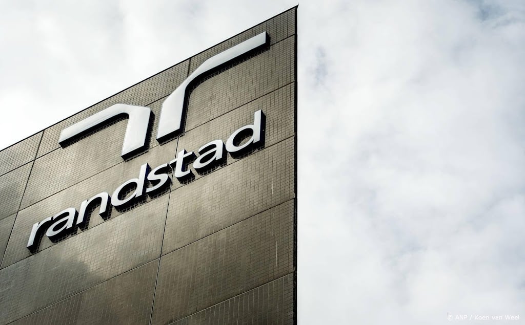 Randstad: krapte op de arbeidsmarkt neemt licht af