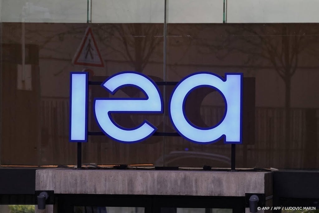 Wereldwijde stroomvraag stijgt sneller dan vorig jaar, ziet IEA