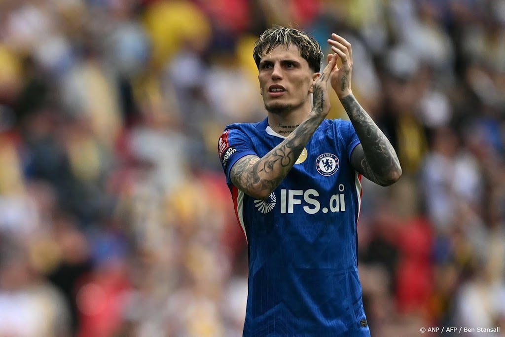 Aanvaller Garnacho verlaat Chelsea voor Aston Villa