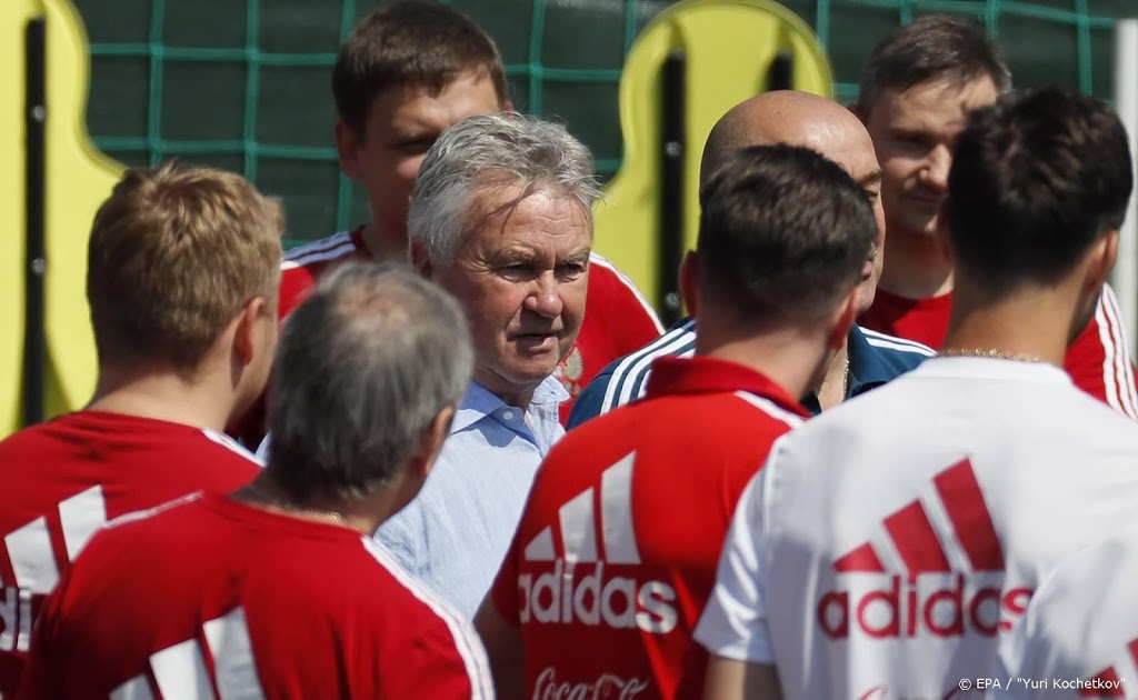 Hiddink al langer akkoord met Curaçao over functie bondscoach