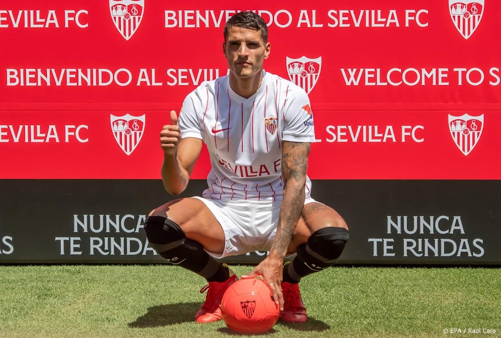 Invaller Lamela helpt Sevilla in blessuretijd aan zege  