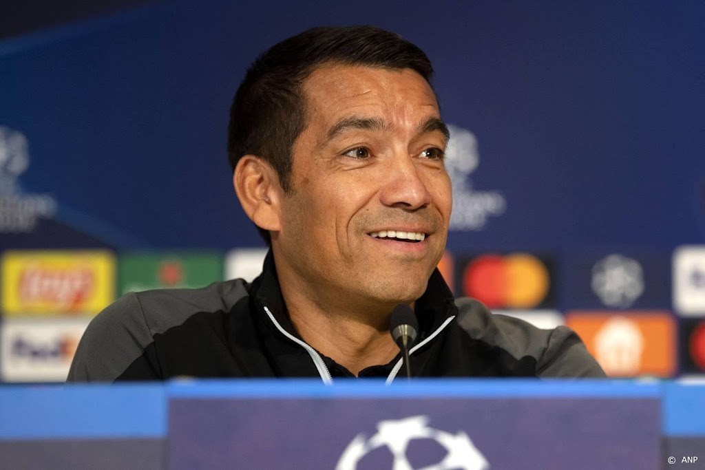 Van Bronckhorst wil Champions League terugbrengen naar Ibrox 