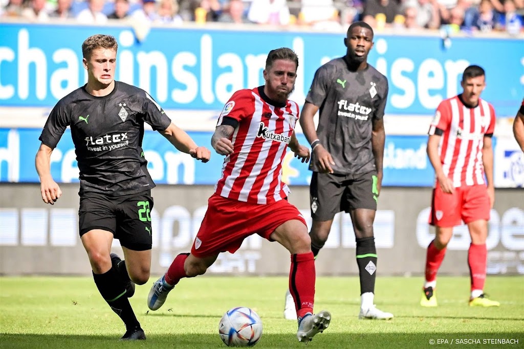 FC Utrecht huurt Deense middenvelder van Gladbach