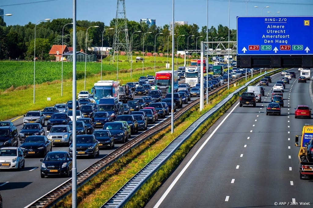 Verkeer rond Utrecht opnieuw vastgelopen door afsluiting A2