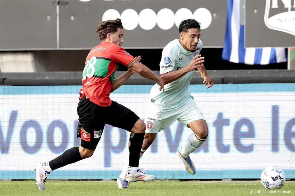 FC Twente neemt verdediger Van Rooij over van NEC