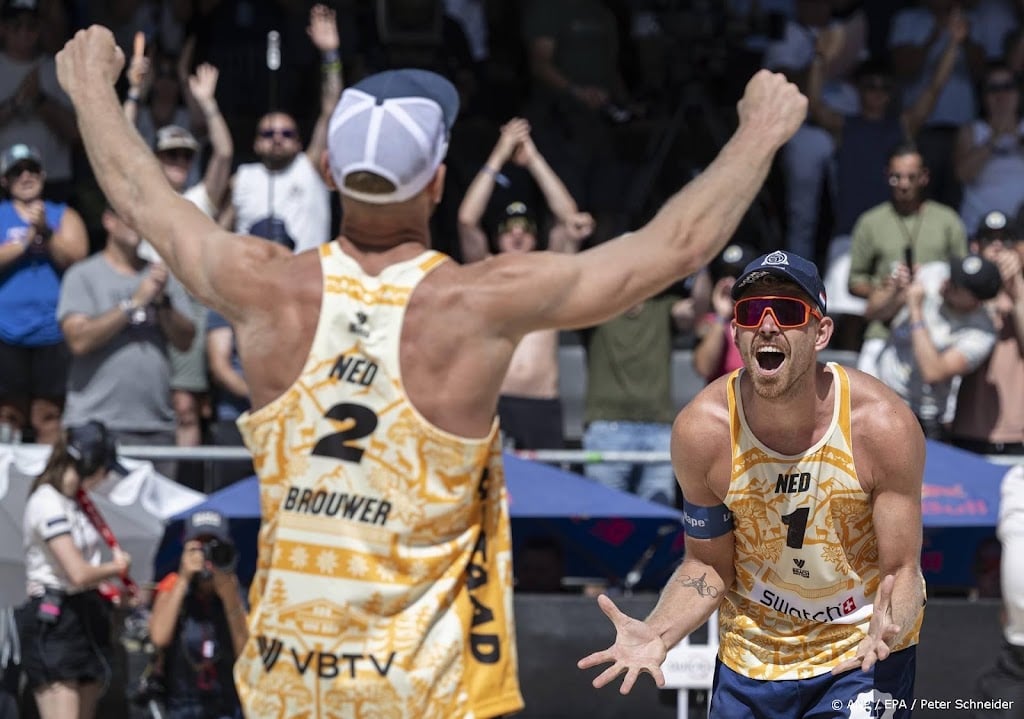 Beachvolleyballers Boermans en Brouwer eenvoudig naar finale NK