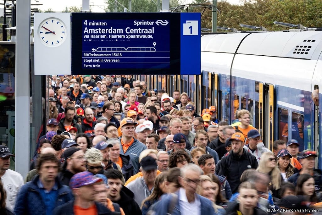 NS vervoerde op laatste racedag al 58.000 F1-fans naar Zandvoort