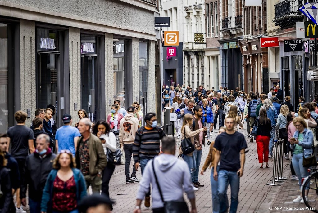 ABN AMRO: veel consumenten blijven winkelstraten in steden mijden