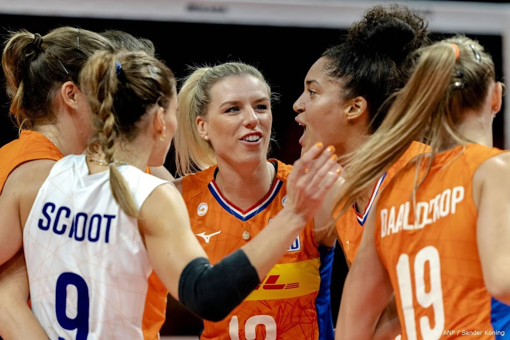 Volleybalsters beginnen WK met soepele zege in Arnhem op Kenia