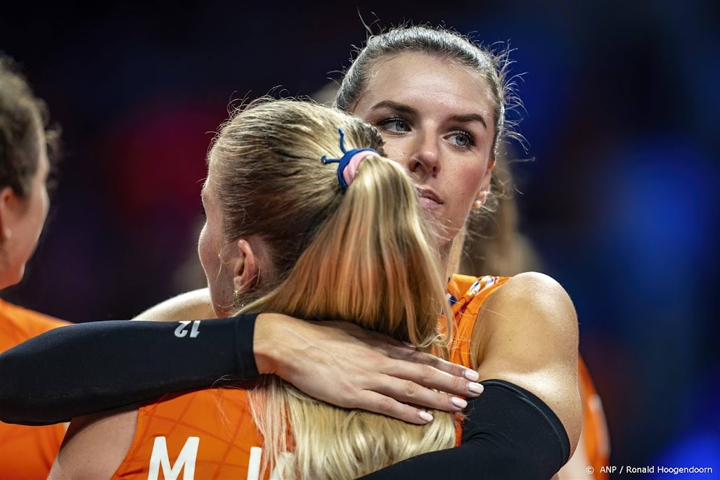 Volleybalsters verliezen van Servië in OKT