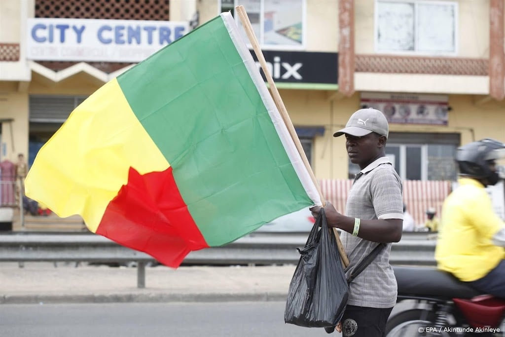 Tientallen doden door grote brand bij oliedepot in Benin