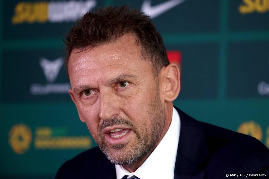 Popovic opvolger Arnold als bondscoach Australië  