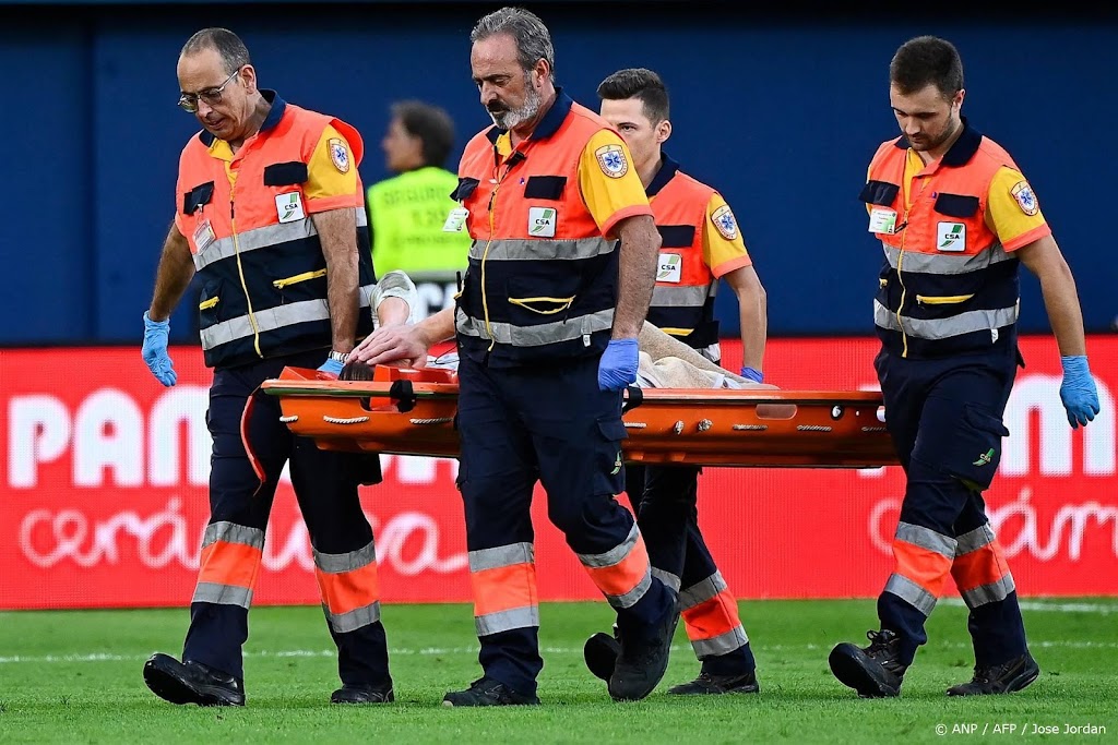 Barça bevestigt zware knieblessure Ter Stegen, maandag operatie