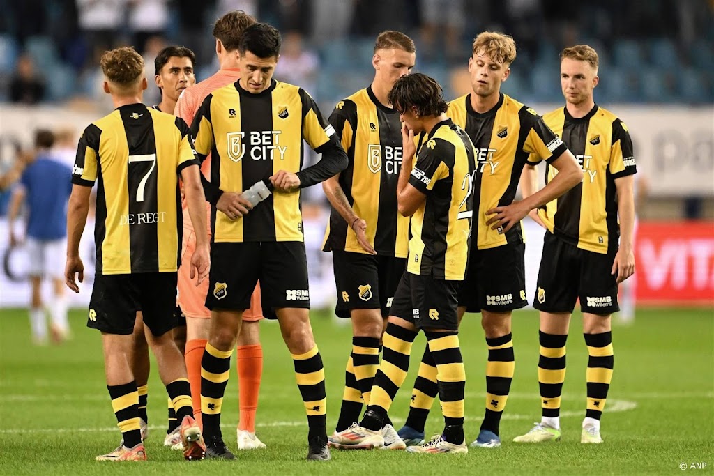 Vitesse krijgt 6 punten in mindering
