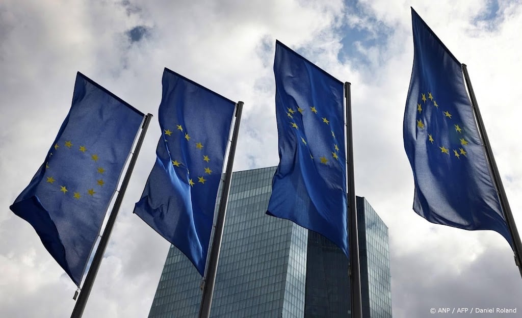Economische bedrijvigheid eurozone trekt verder aan