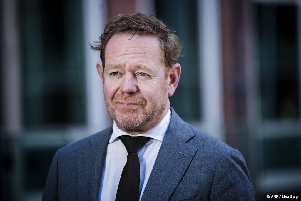 Van Weel schort lijst van veilige landen op na arrest EU-hof